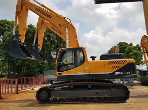 Hỗ trợ hồ sơ xe chuyên dụng – xe cẩu, máy xúc